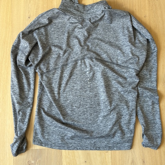 Nike pullover! - Picture 3 of 3